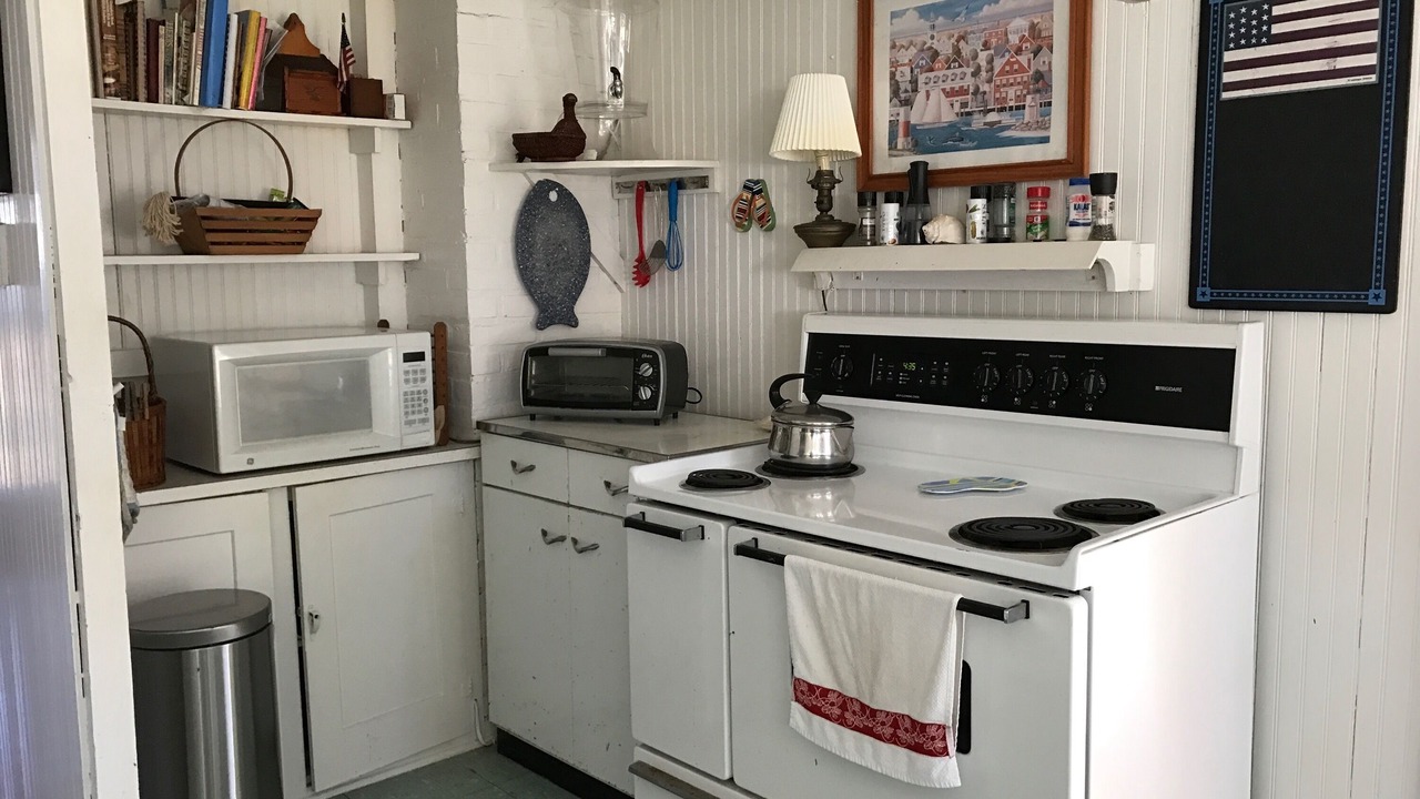 Photo of Kitchen in Niantic