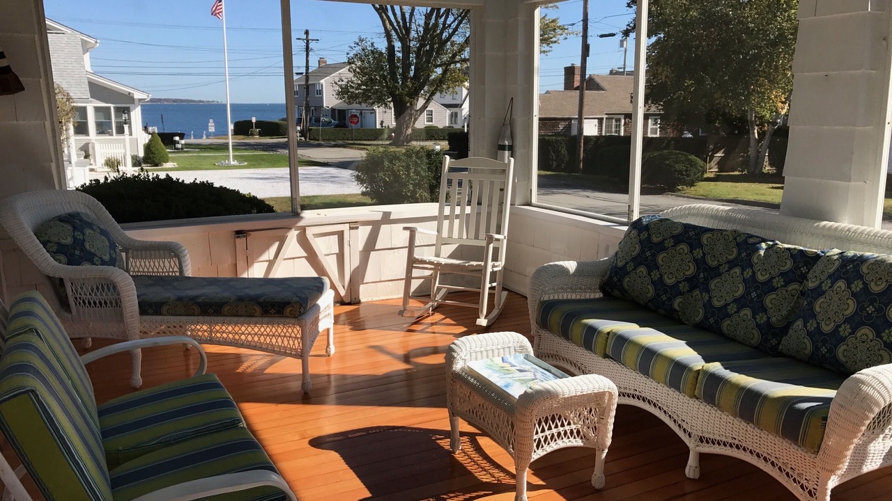 Photo of Livingroom in Niantic
