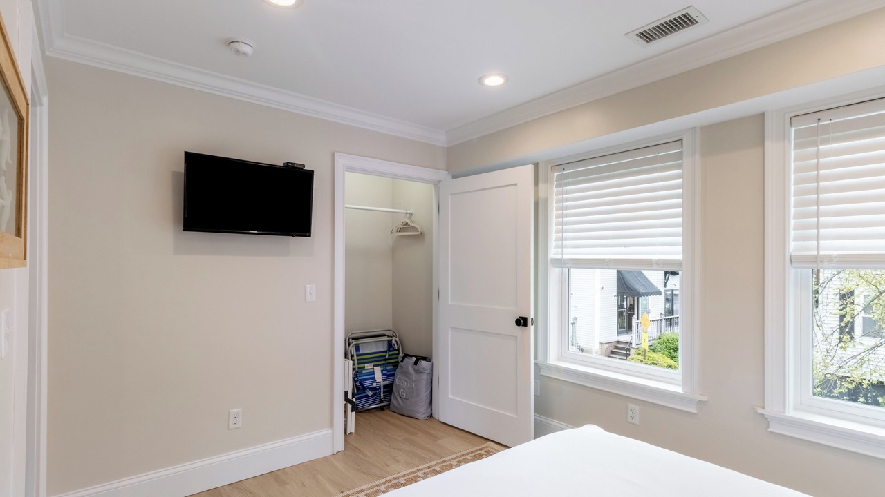Photo of Bedroom in Yachting Village