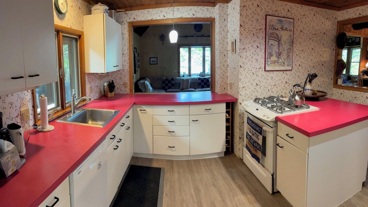 Photo of Kitchen in The Bluffs