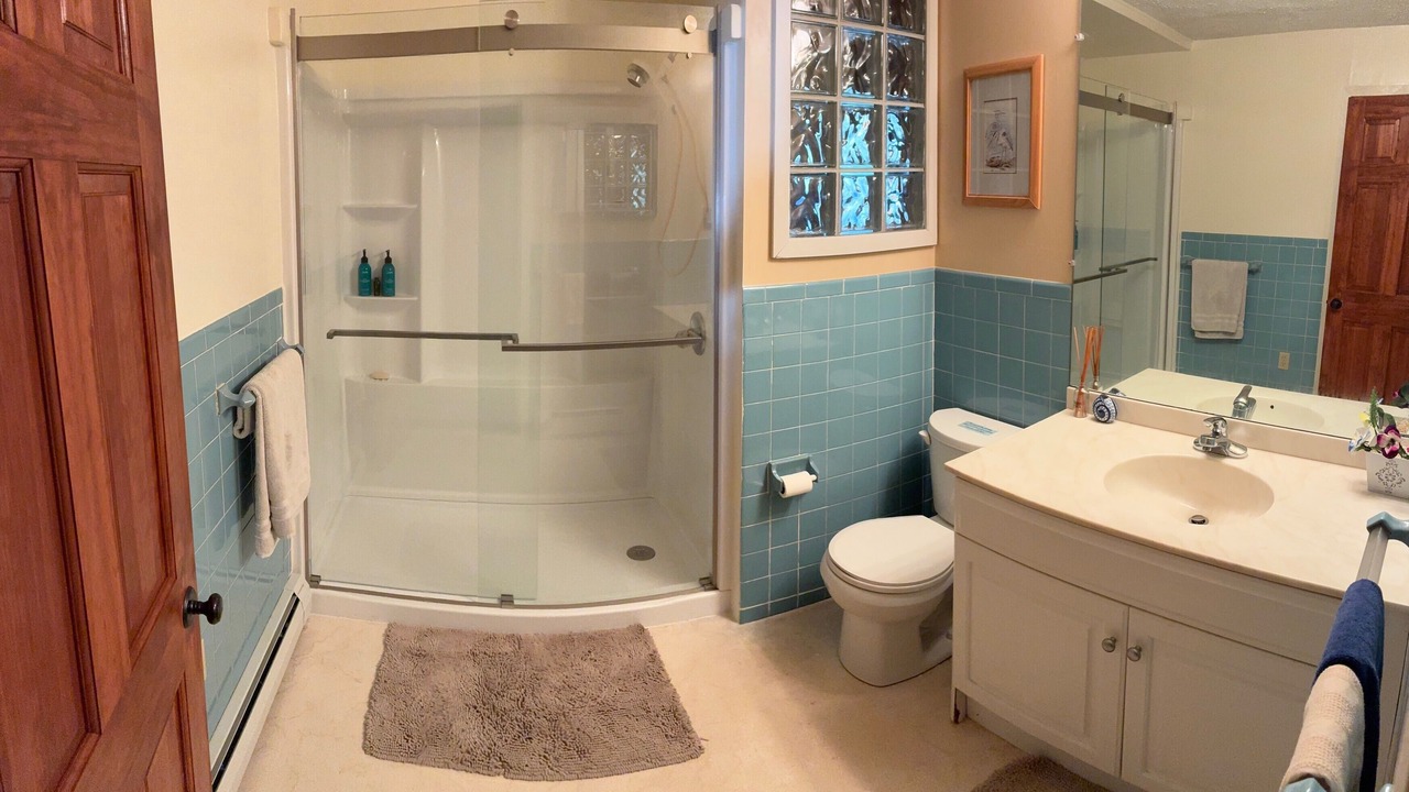 Photo of Bathroom in The Bluffs