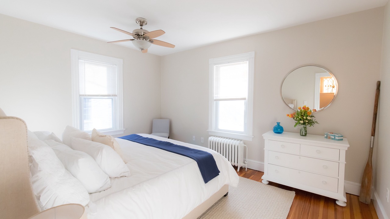 Photo of Bedroom in Yachting Village