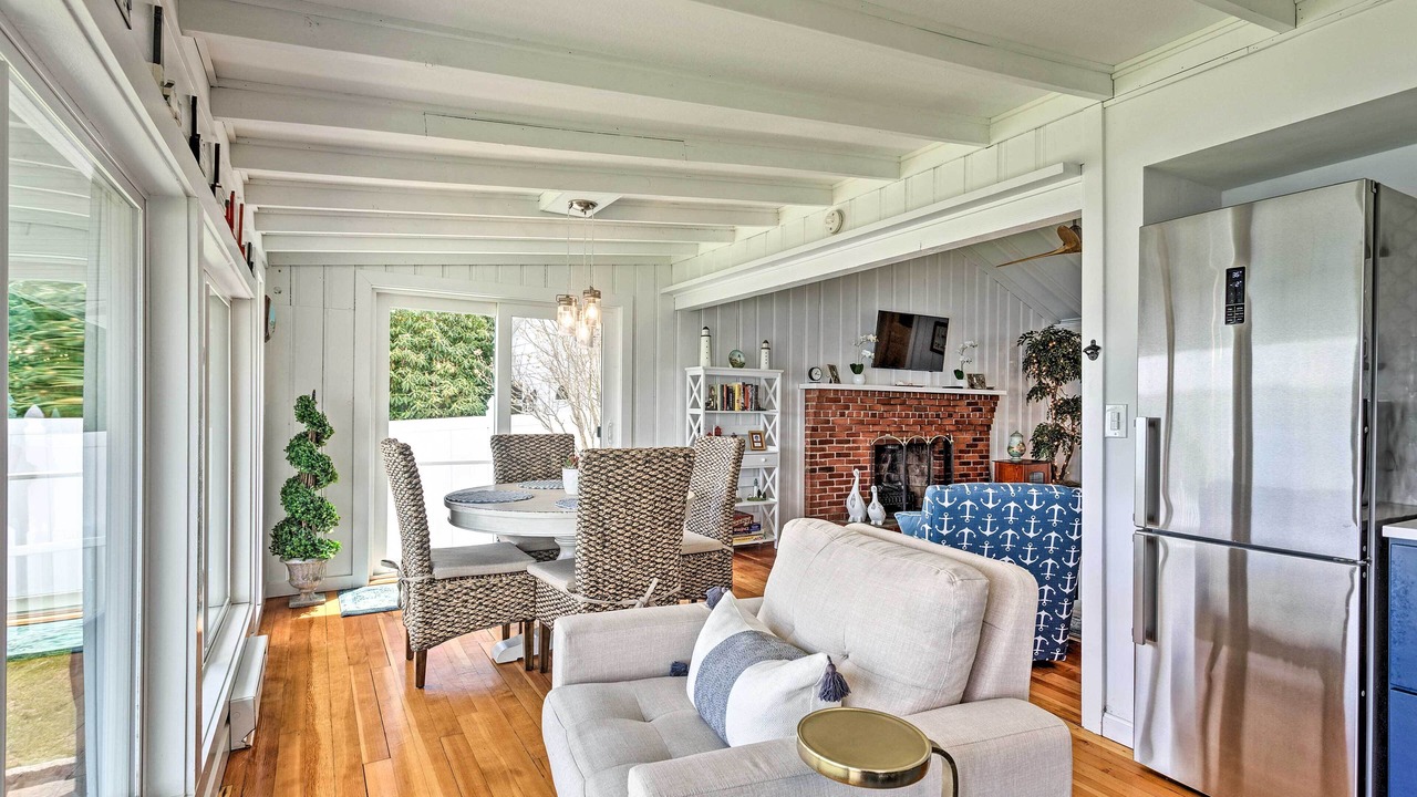Photo of Livingroom in Portsmouth