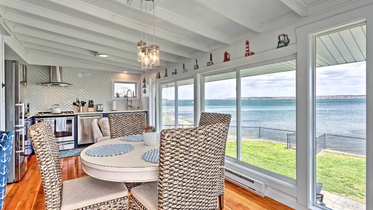Photo of Livingroom in Portsmouth