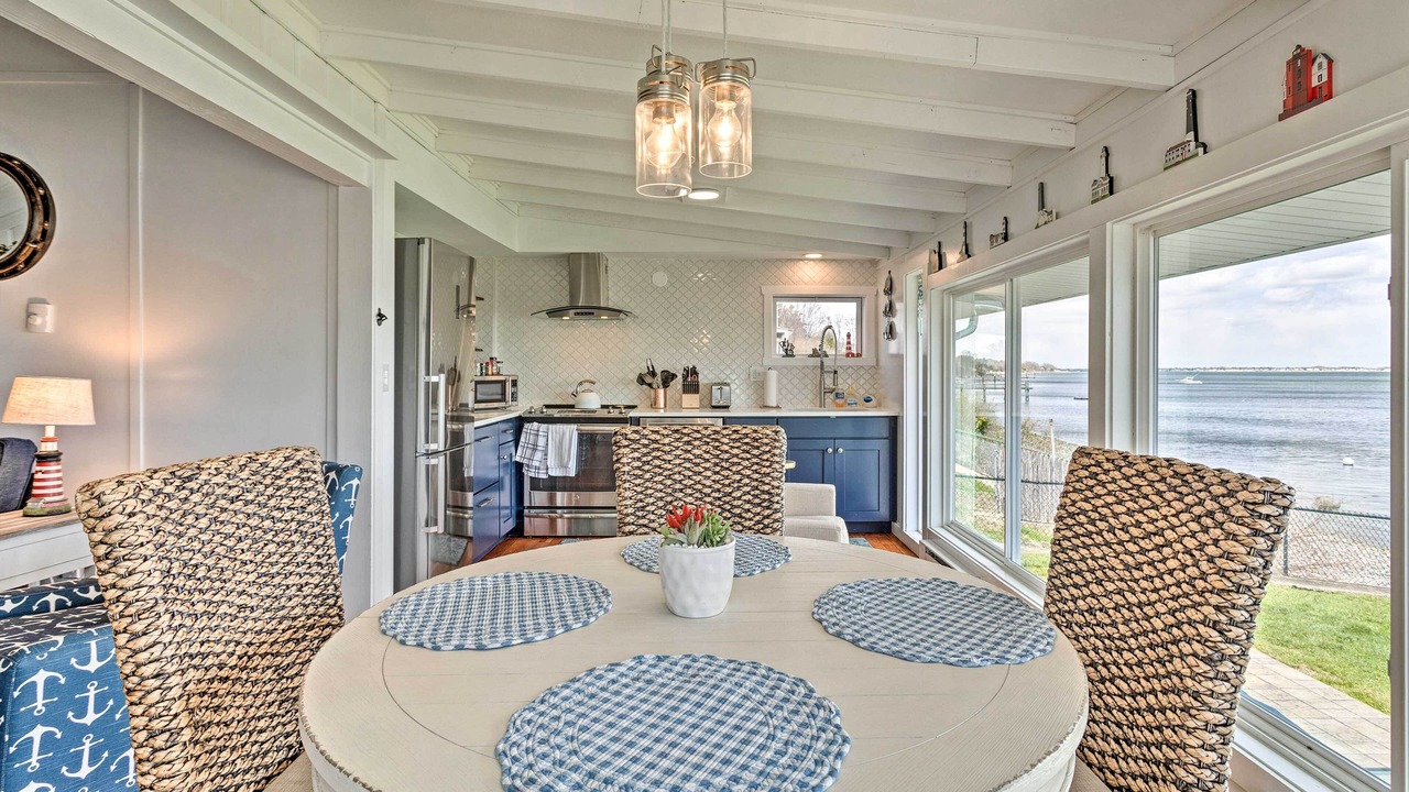 Photo of Livingroom in Portsmouth