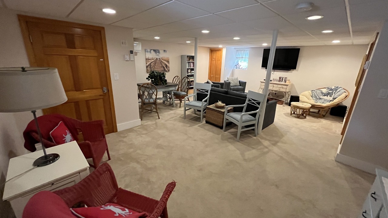 Photo of Bedroom in Jamestown Shores
