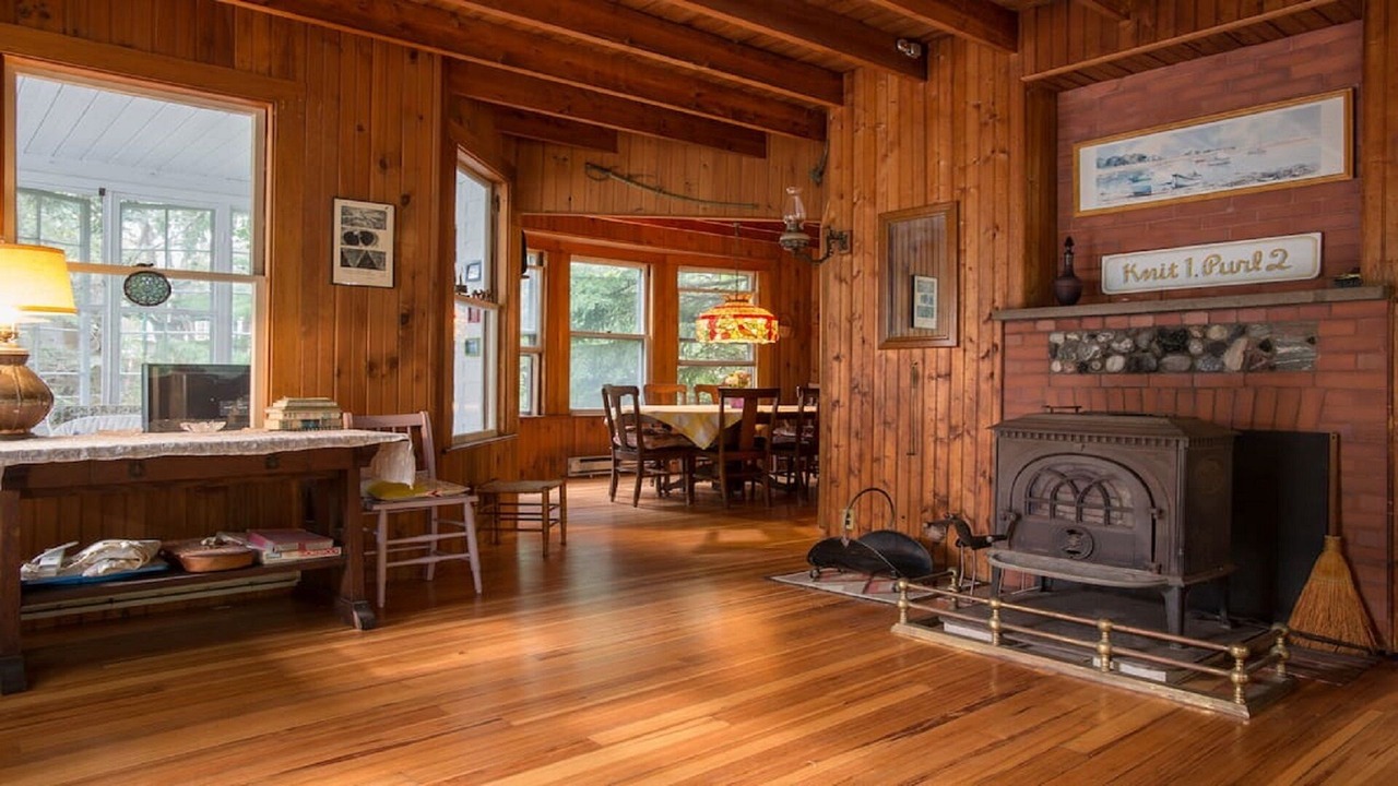 Photo of Livingroom in Peaks Island