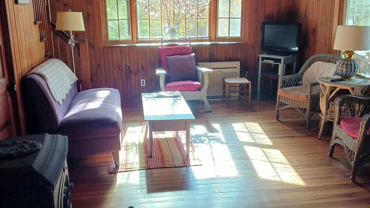 Photo of Livingroom in Peaks Island