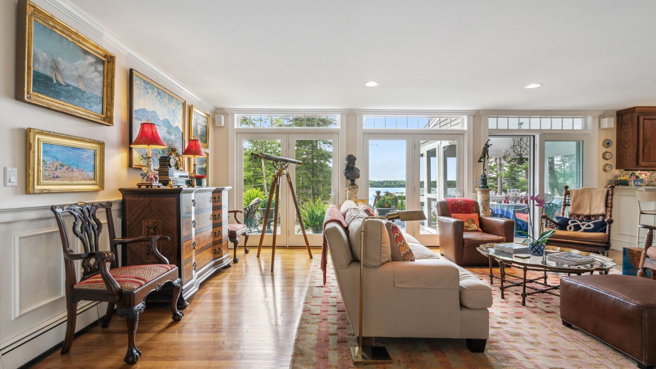 Photo of Livingroom in Sebascodegan Island