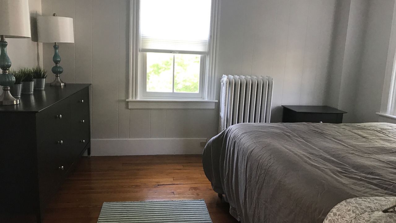 Photo of Bedroom in Bellevue Avenue Historic District