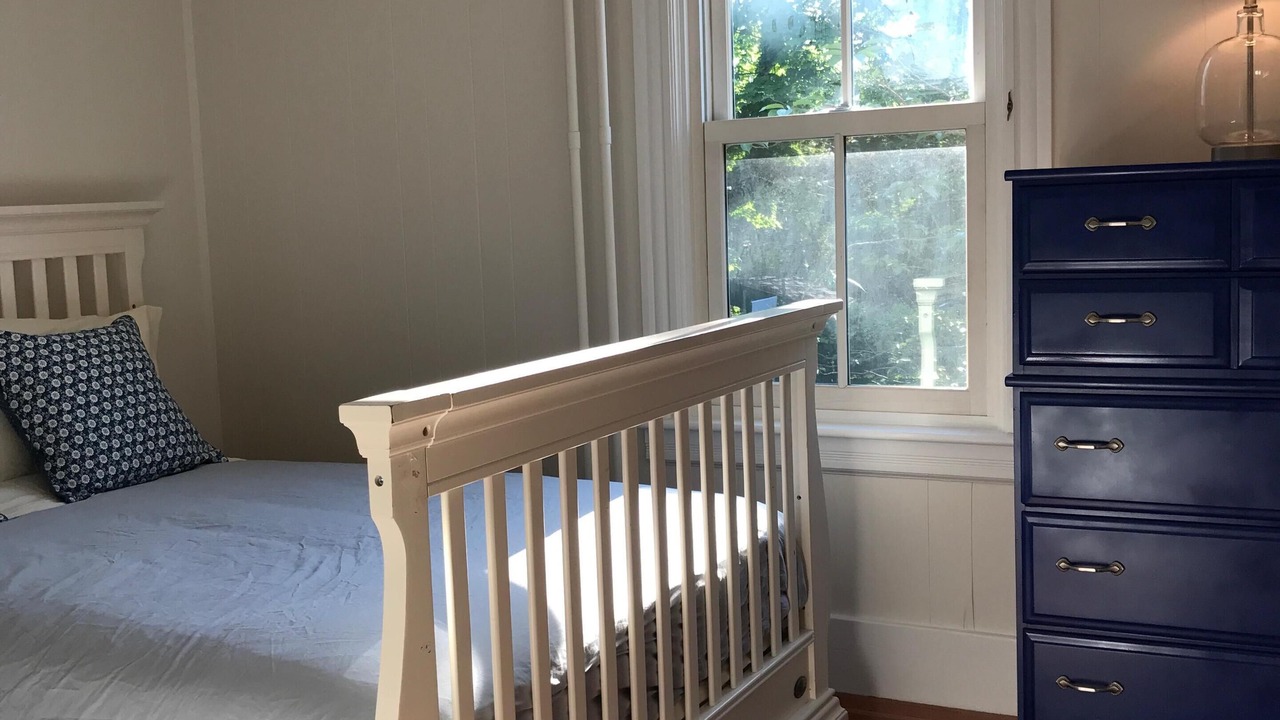 Photo of Bedroom in Bellevue Avenue Historic District
