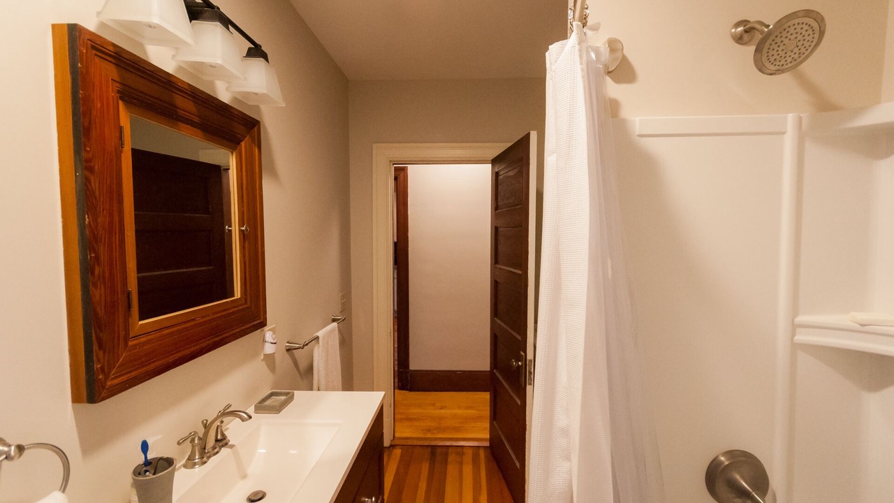 Photo of Bathroom in Oakdale