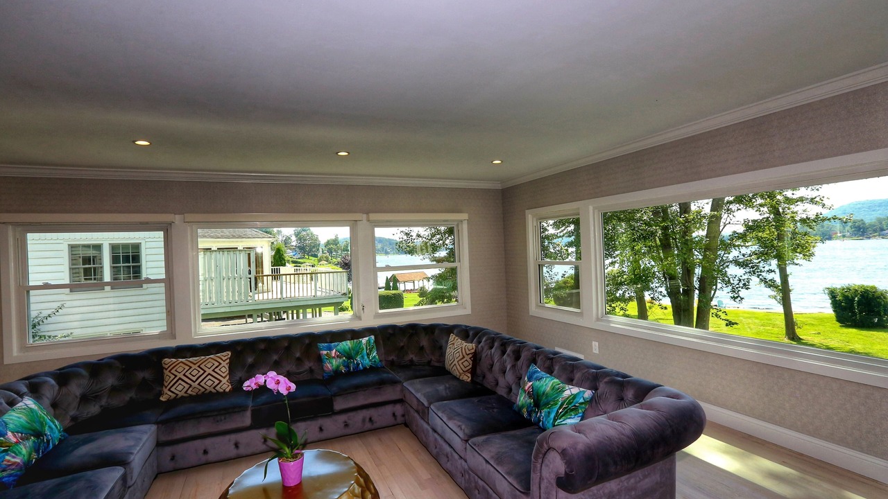 Photo of Livingroom in Brookfield