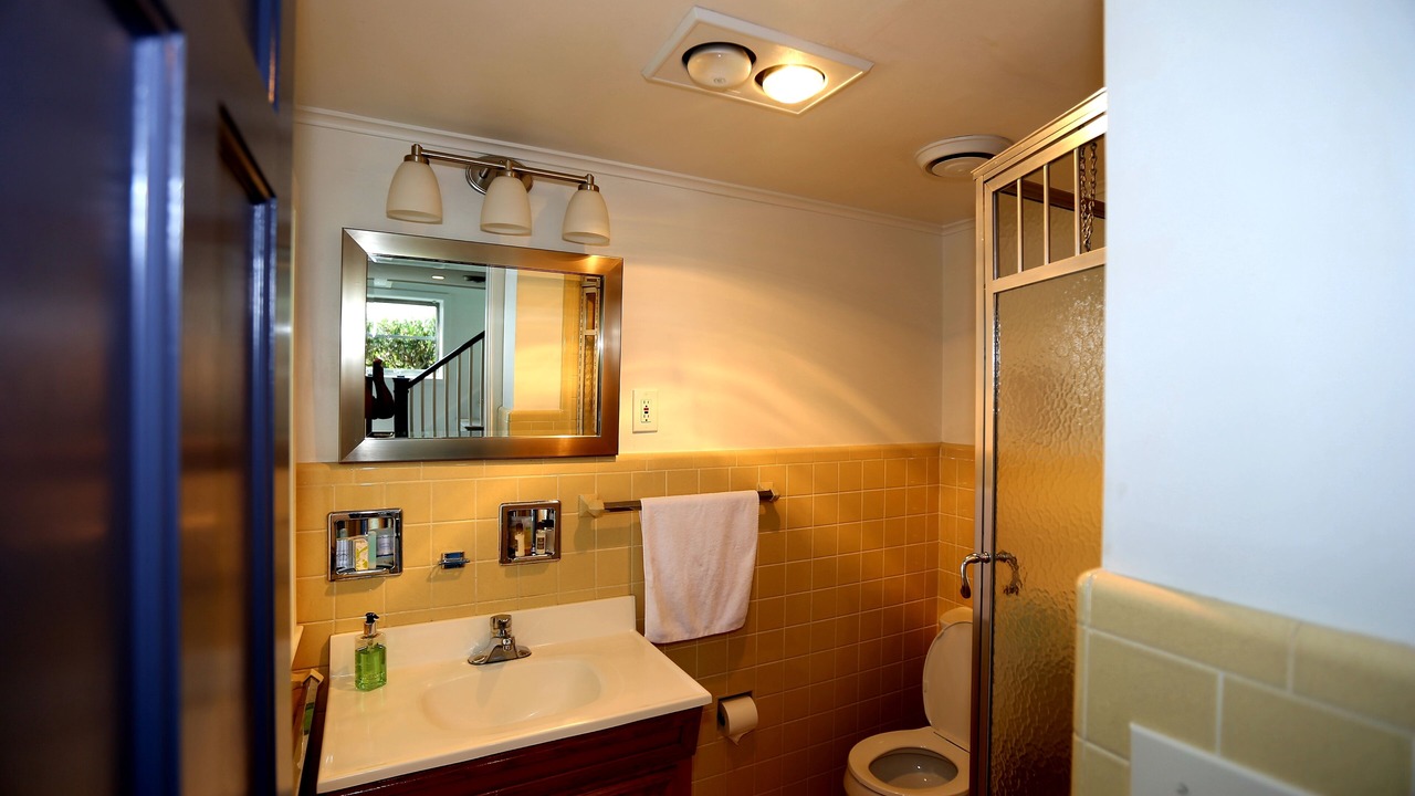 Photo of Bathroom in Brookfield