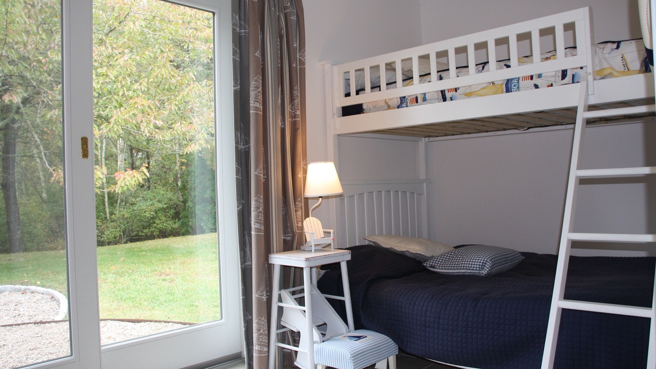 Photo of Bedroom in Chatham