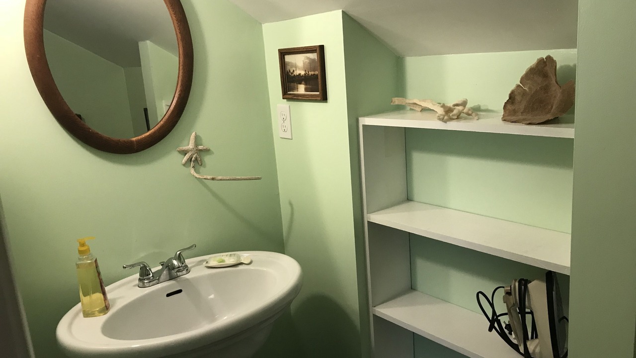 Photo of Bathroom in Top of the Hill