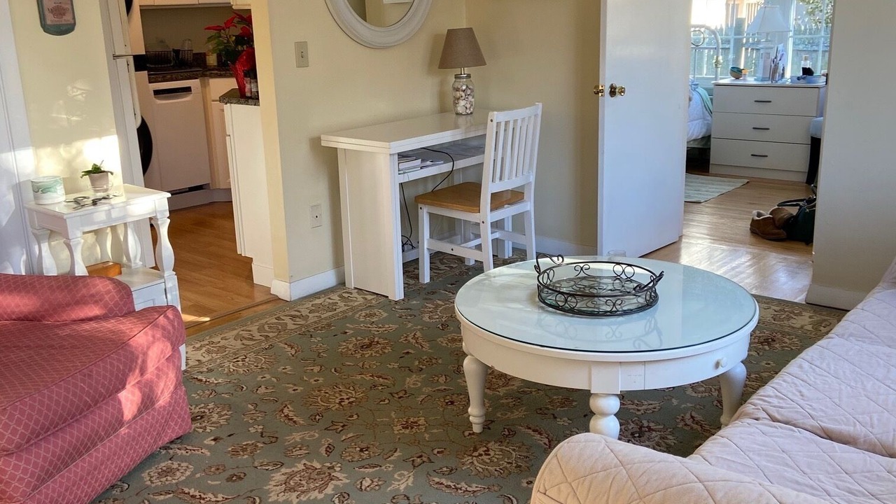 Photo of Bedroom in Top of the Hill
