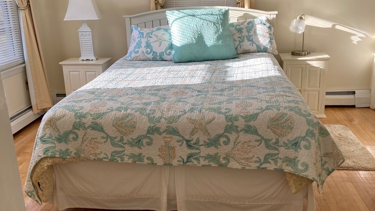 Photo of Bedroom in Top of the Hill