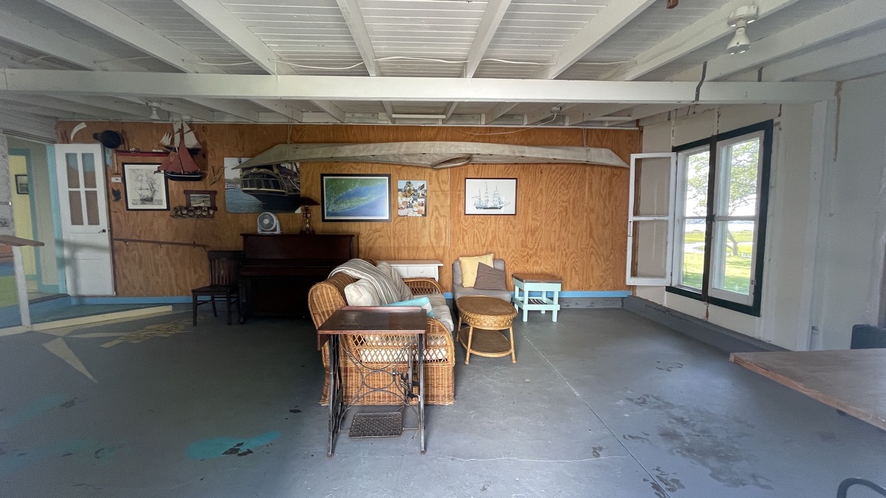 Photo of Others in Pipes Cove