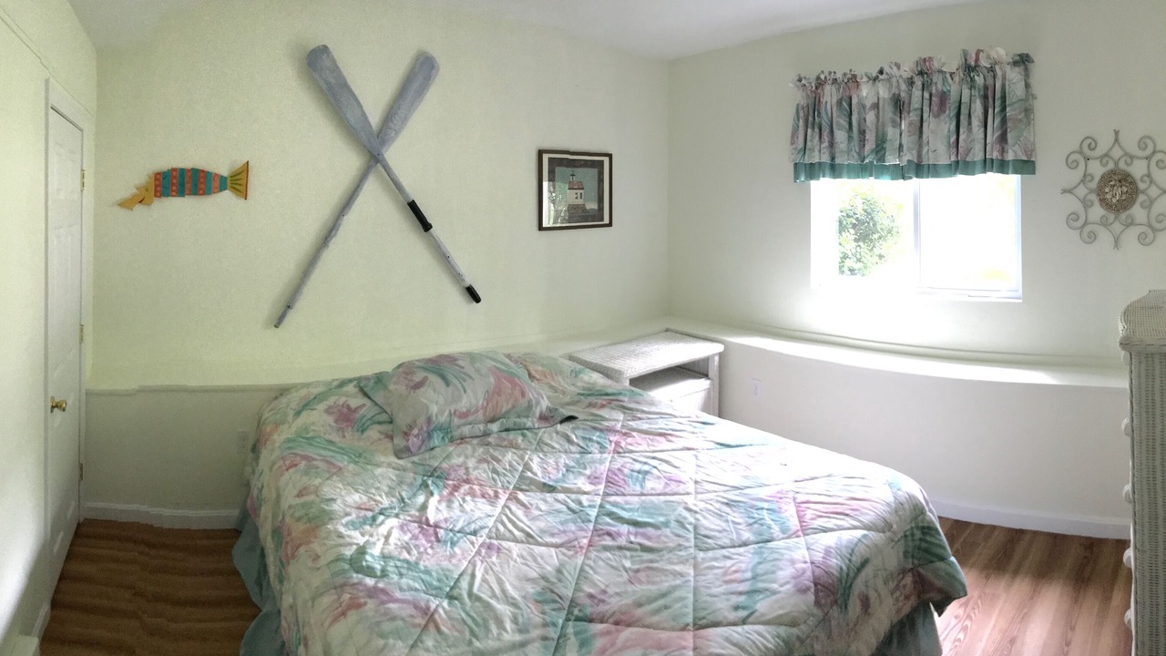 Photo of Bedroom in Bonnet Shores