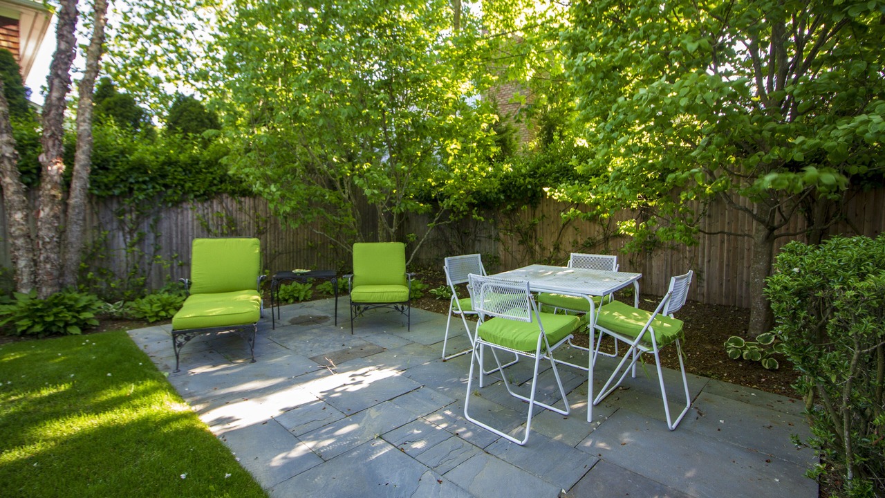 Photo of Outdoor in Village of Southampton