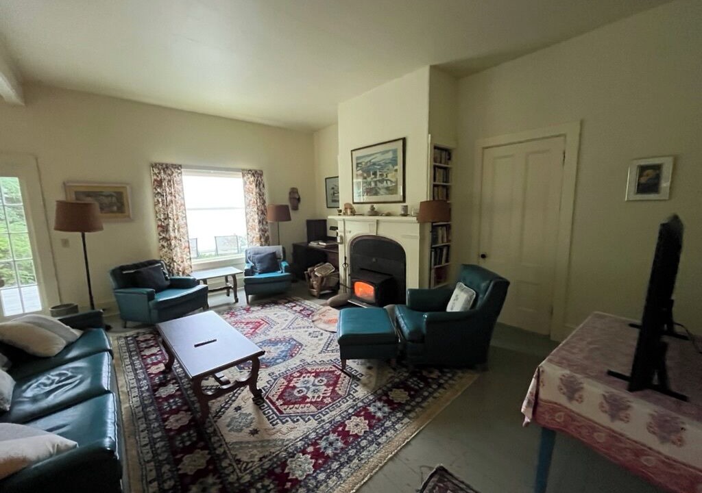 Photo of Livingroom in Bernard