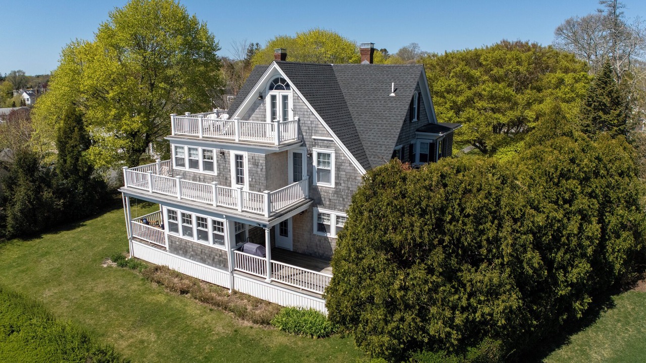 Photo of Outdoor in Tisbury