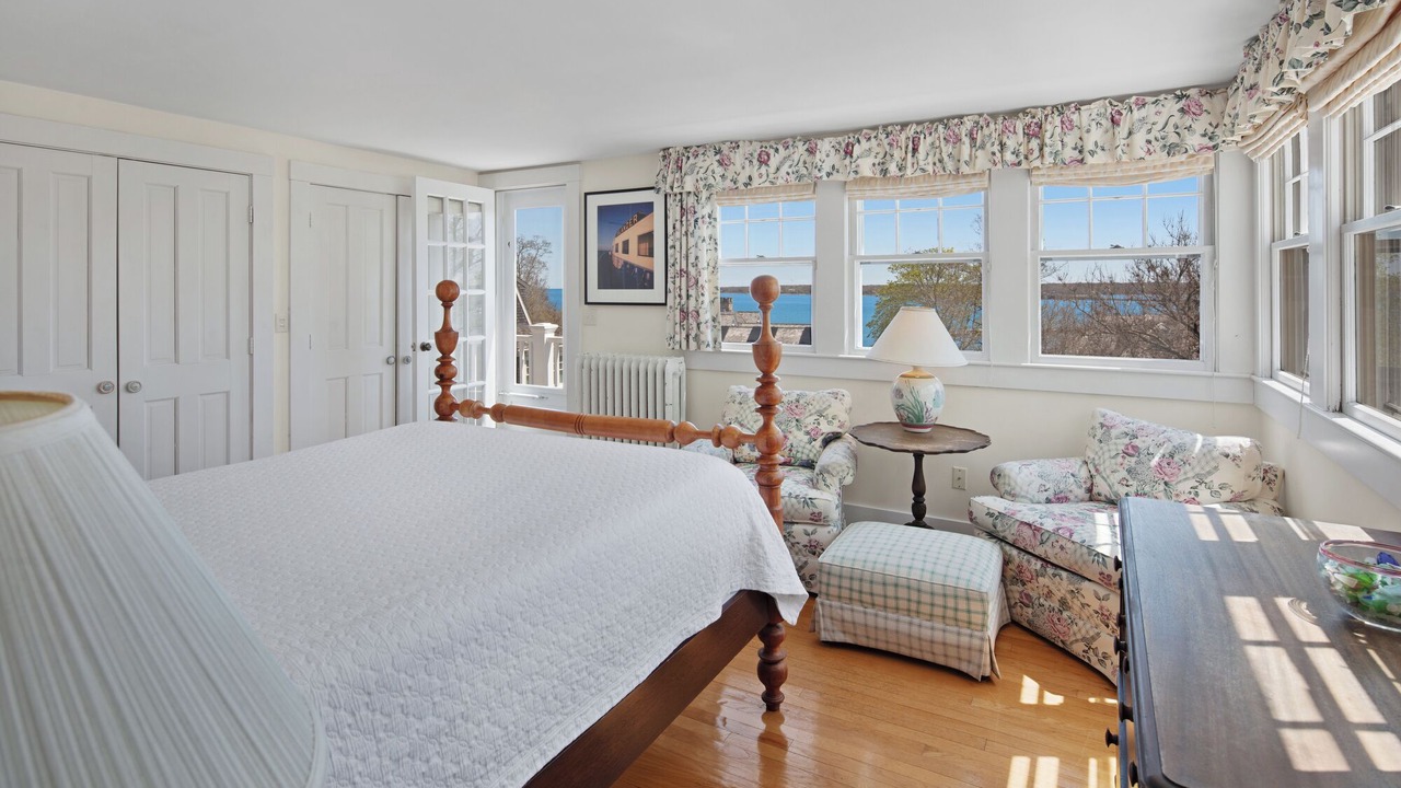 Photo of Bedroom in Tisbury