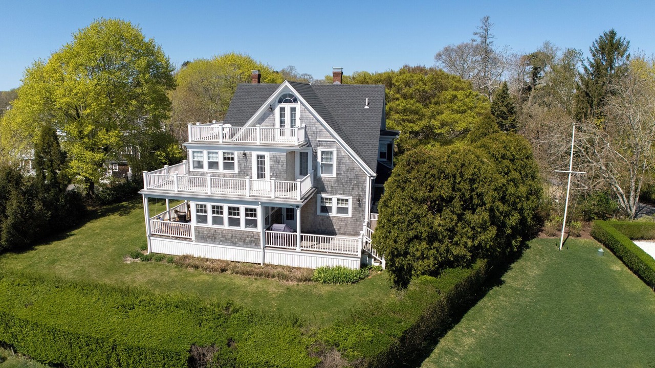 Photo of Outdoor in Tisbury