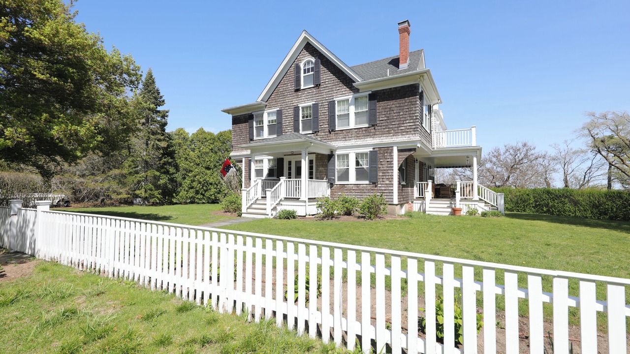 Photo of Outdoor in Tisbury