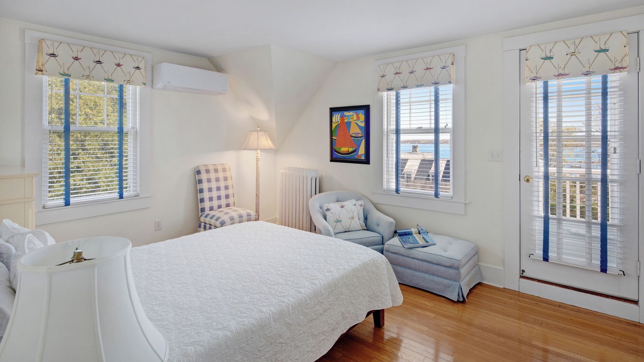 Photo of Bedroom in Tisbury