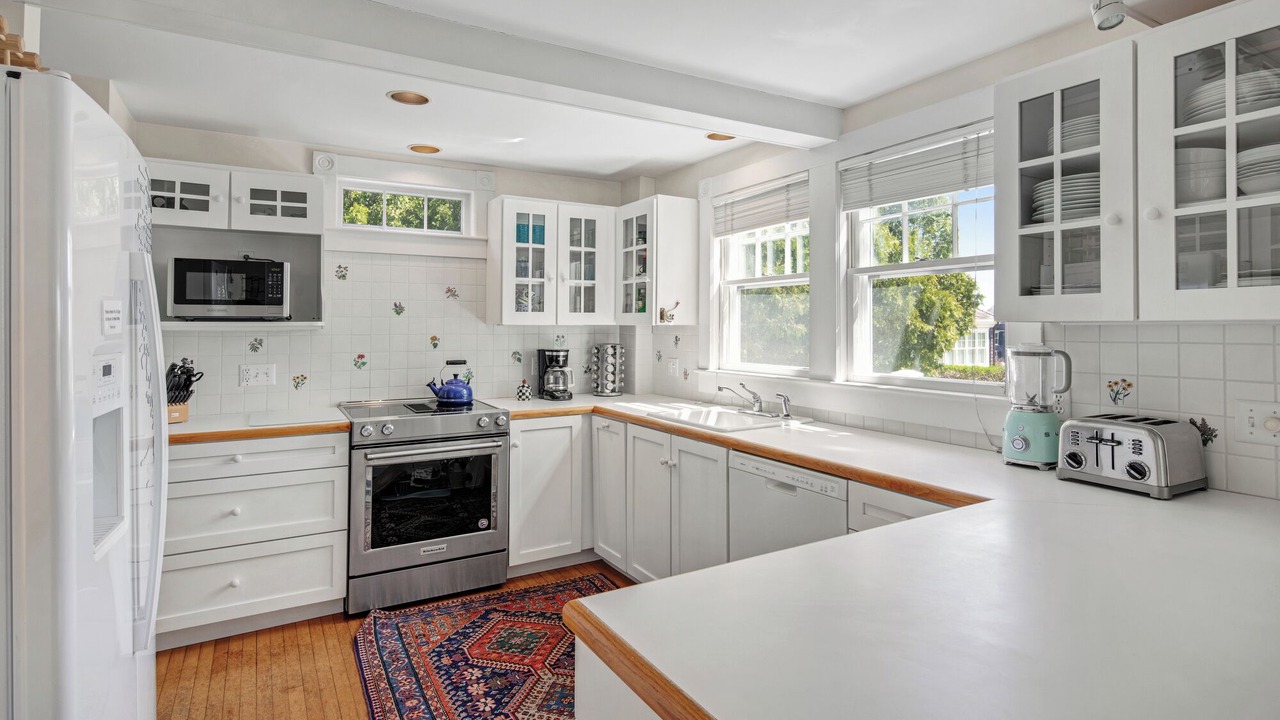 Photo of Kitchen in Tisbury