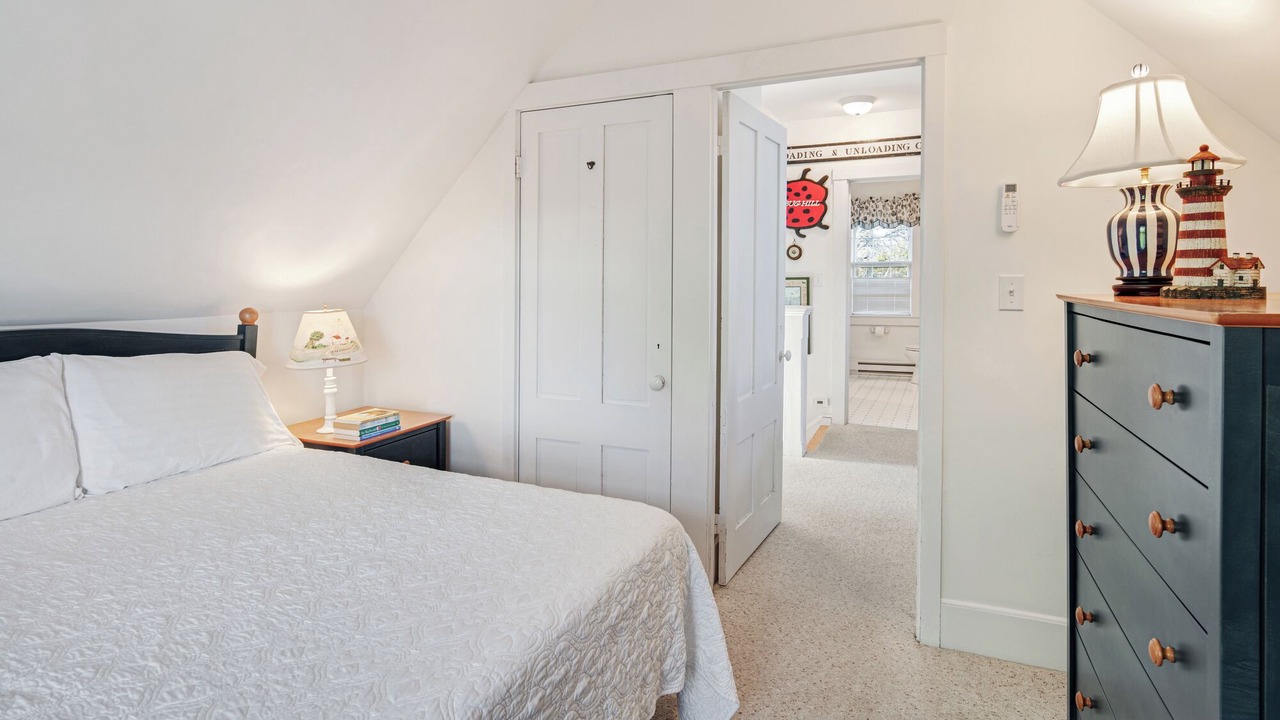Photo of Bedroom in Tisbury
