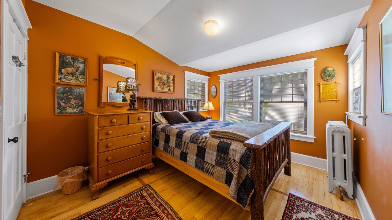 Photo of Bedroom in Lake Placid