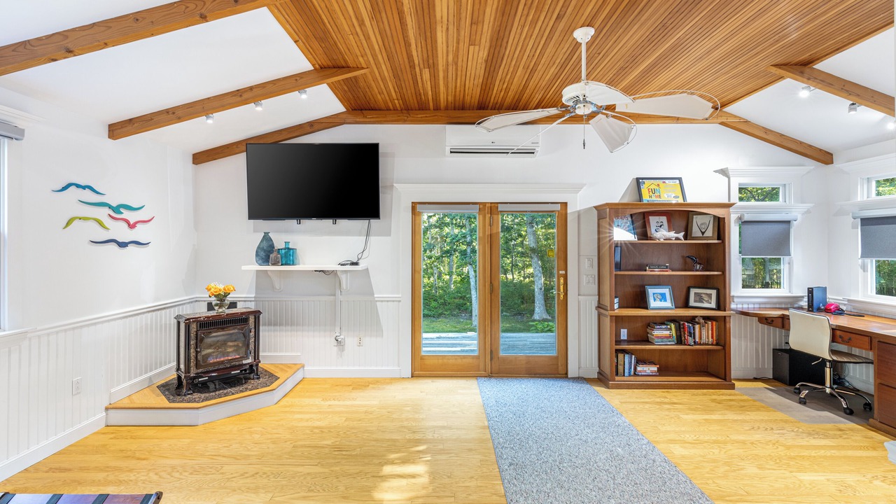 Photo of Others in Edgartown