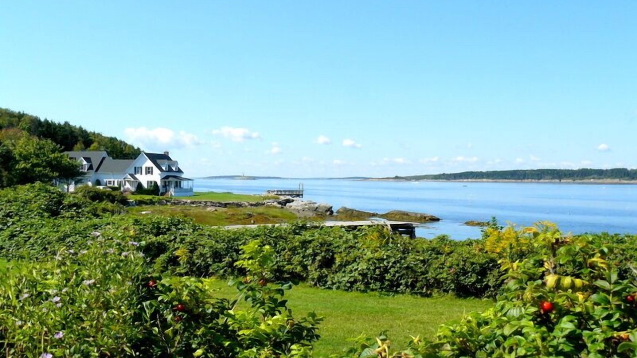 Photo of Others in Bailey Island