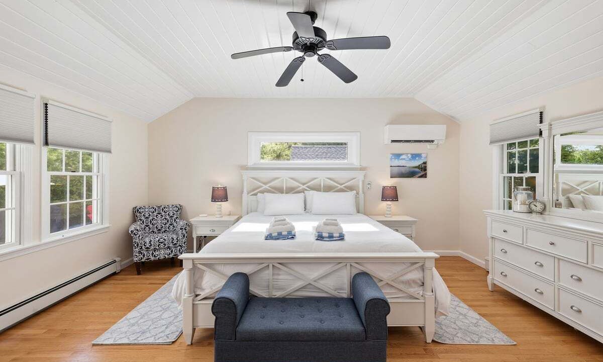 Photo of Bedroom in Northwest Harwich