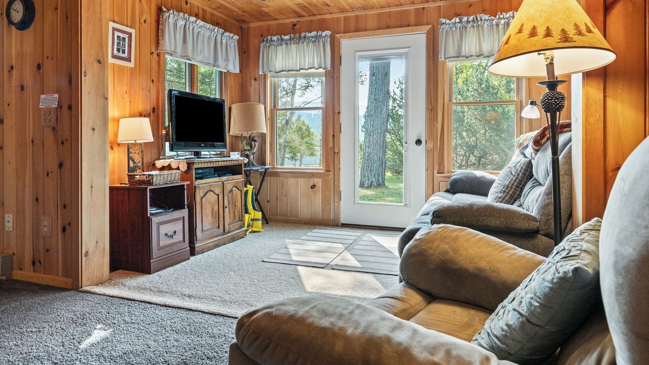 Photo of Livingroom in Rangeley