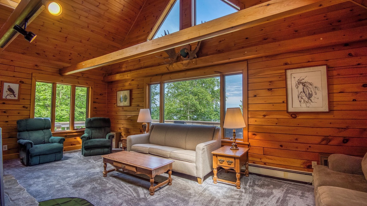 Photo of Livingroom in Rangeley Plantation
