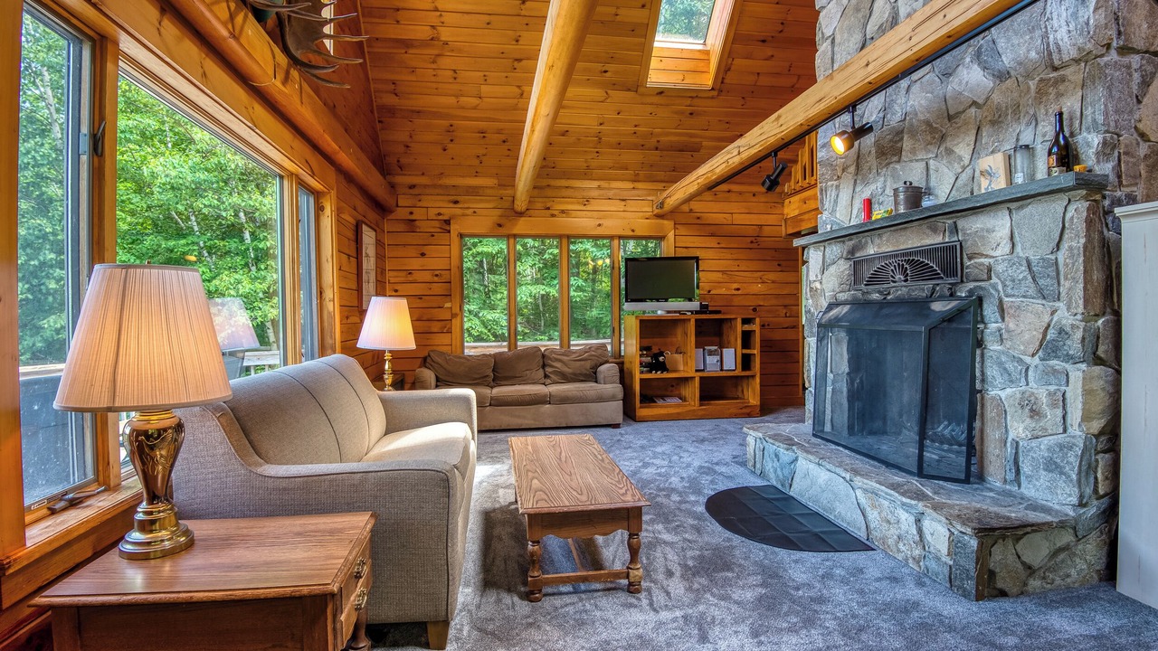 Photo of Livingroom in Rangeley Plantation