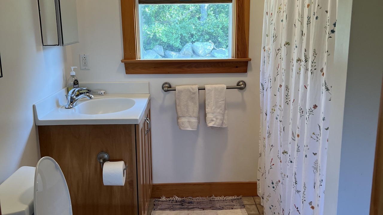 Photo of Bathroom in Aquinnah