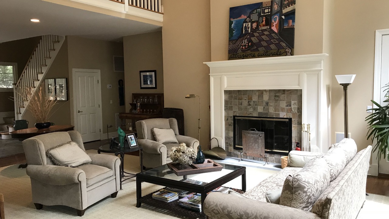 Photo of Livingroom in Northwest Harbor