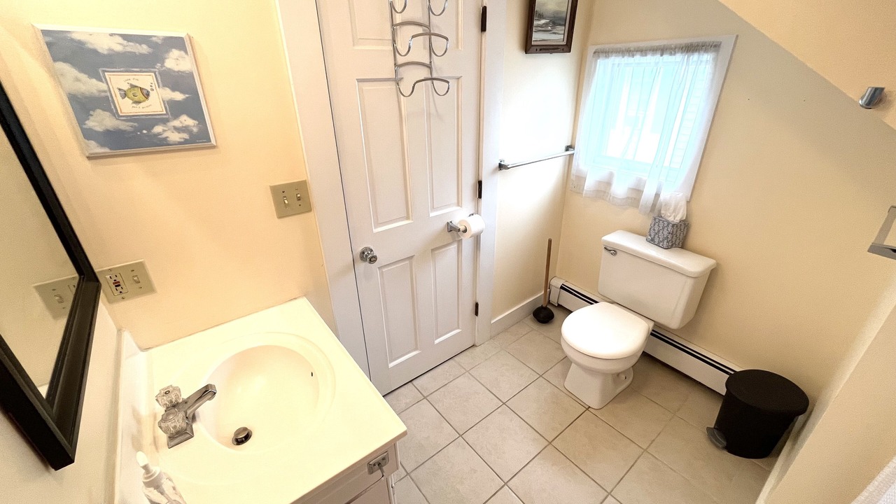 Photo of Bathroom in York Beach