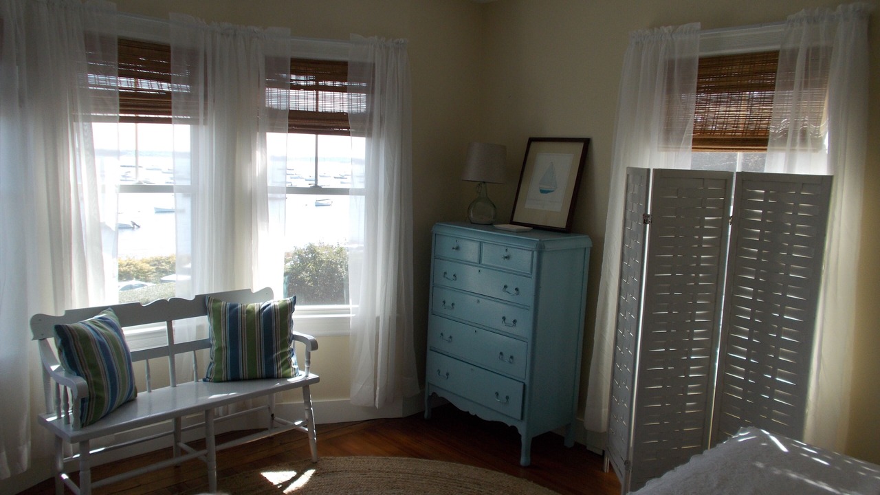 Photo of Bedroom in Shoreby Hill