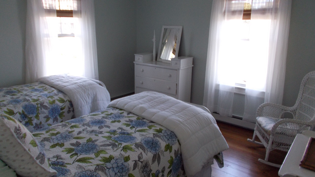 Photo of Bedroom in Shoreby Hill
