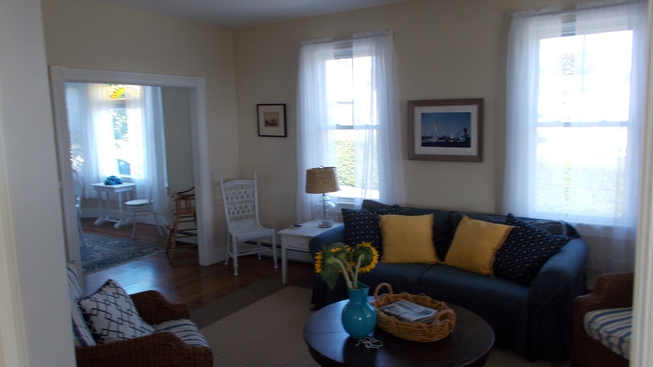 Photo of Livingroom in Shoreby Hill