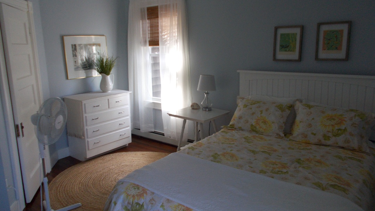 Photo of Bedroom in Shoreby Hill