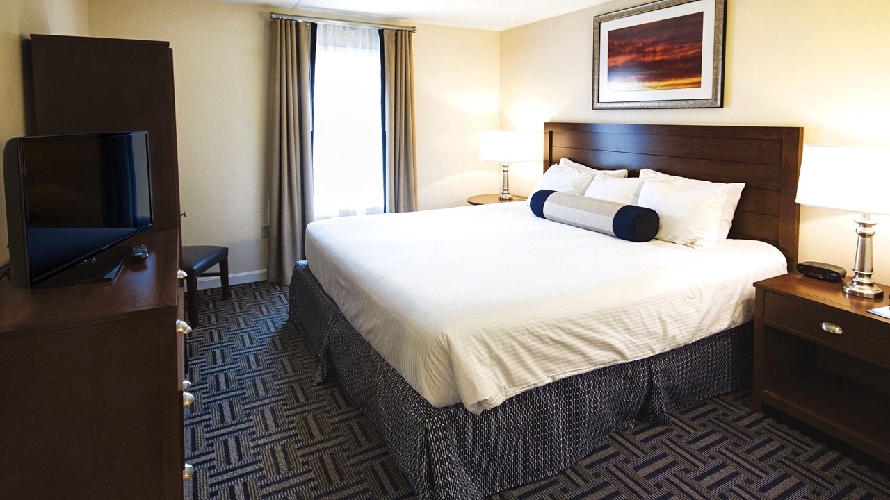 Photo of Bedroom in The Point