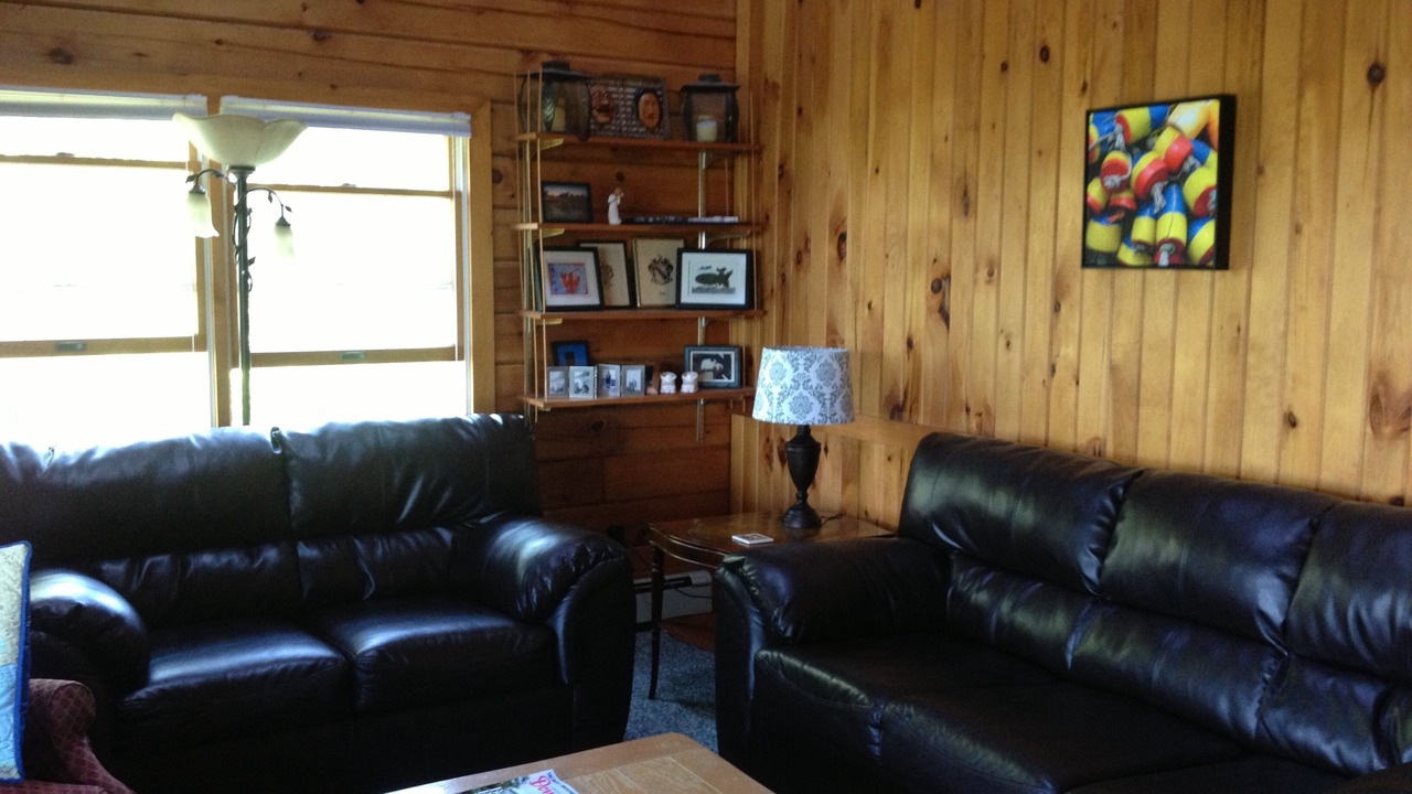 Photo of Livingroom in Mid-Coast and Islands