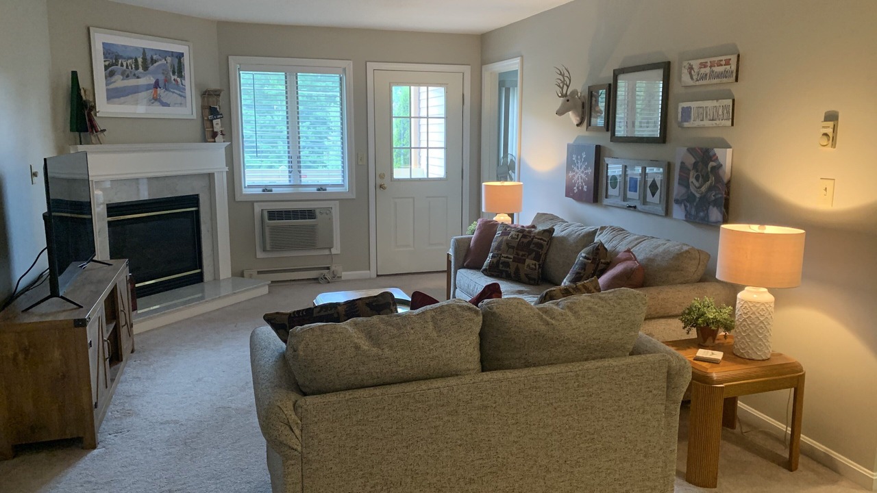 Photo of Livingroom in Lincoln